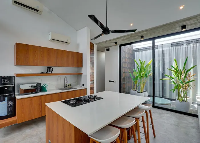 Design-led 2br Rhys - Trendy Berawa * チャングー
